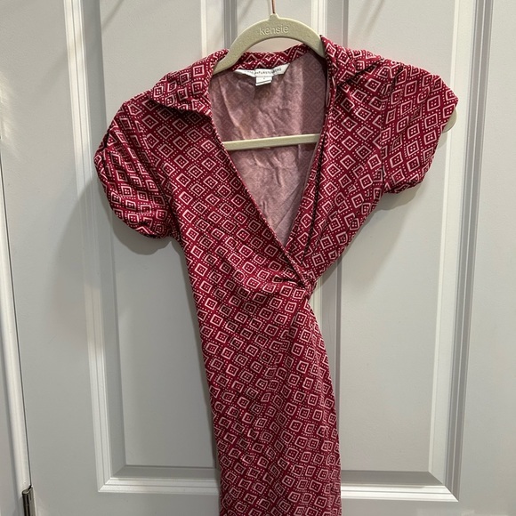 Diane Von Furstenberg Jilda Wrap Silk Dress Magenta Size 2 - Picture 6 of 9